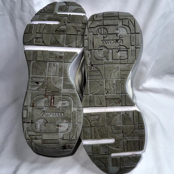 Nike Air Max Size 8 Interlock Summit White Light Smoke Grey - Picture 7 of 7